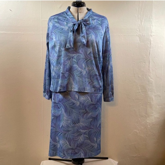 PLUS SIZE VINTAGE!!! 2-Piece Secretary Set - Picture 1 of 7